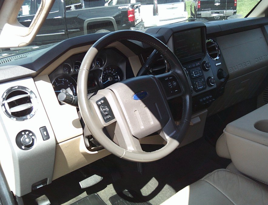 Used 2014 Ford F350 Lariat w/ Lariat Interior Package AWD/4WD image 17