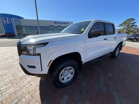 Used 2022 Nissan Frontier S image 30