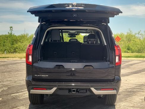 Used 2025 Ford Expedition Platinum AWD/4WD image 41