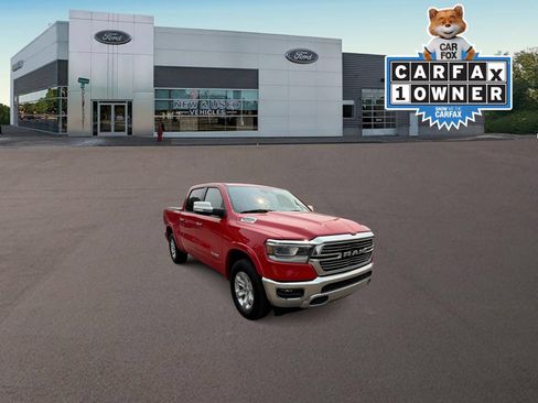 Used 2021 RAM 1500 Laramie AWD/4WD image 2