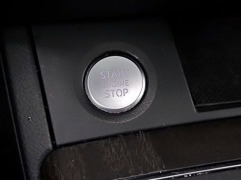 Used 2019 Audi Q5 2.0T Premium w/ Convenience Package image 23