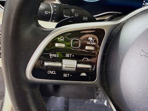 Used 2022 Mercedes-Benz GLC 300 4MATIC image 20