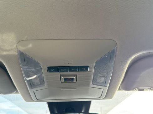 Used 2023 Toyota RAV4 LE FWD image 22