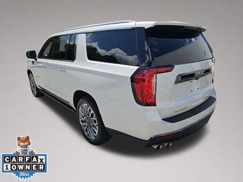 Used 2023 GMC Yukon XL Denali Ultimate w/ LPO, Floor Liner Package AWD/4WD image 6