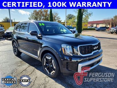 Used 2024 Kia Telluride EX w/ EX Captain's Chair Package