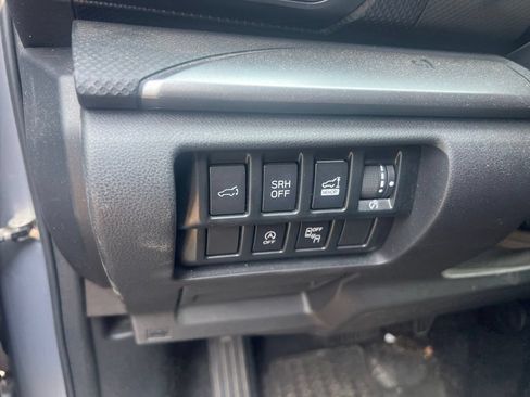 Used 2023 Subaru Forester Premium AWD/4WD image 18