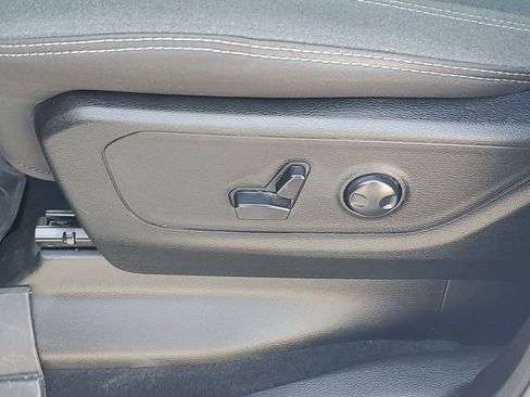 Used 2023 RAM 1500 Big Horn image 29