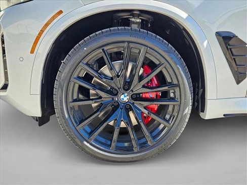 New 2026 BMW X5 sDrive40i image 9