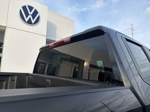 Used 2025 Chevrolet Silverado 1500 LT image 21