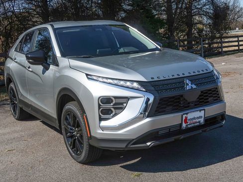New 2026 Mitsubishi Eclipse Cross LE AWD/4WD image 7