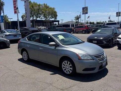 Used 2013 Nissan Sentra S FWD image 3