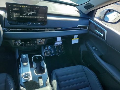 New 2026 Mitsubishi Outlander SE FWD image 18