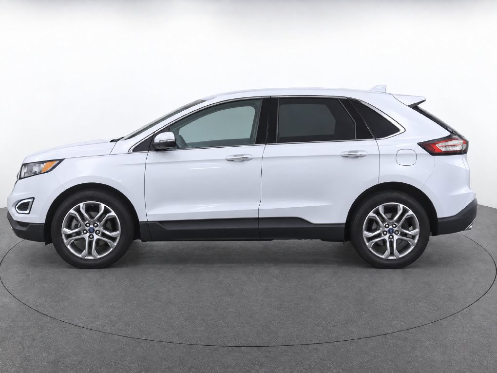Used 2018 Ford Edge Titanium w/ Technology Package FWD image 8