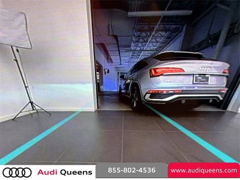 Used 2025 Audi Q6 e-tron Premium Plus image 25