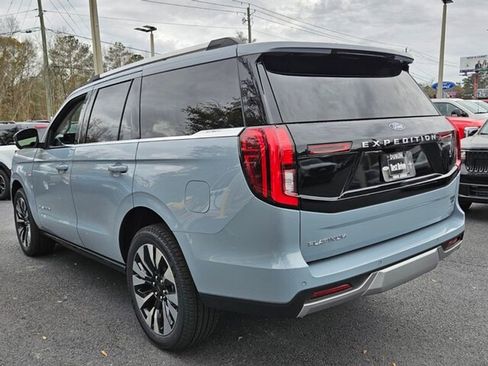 New 2025 Ford Expedition Platinum w/ Driver's Package image 12