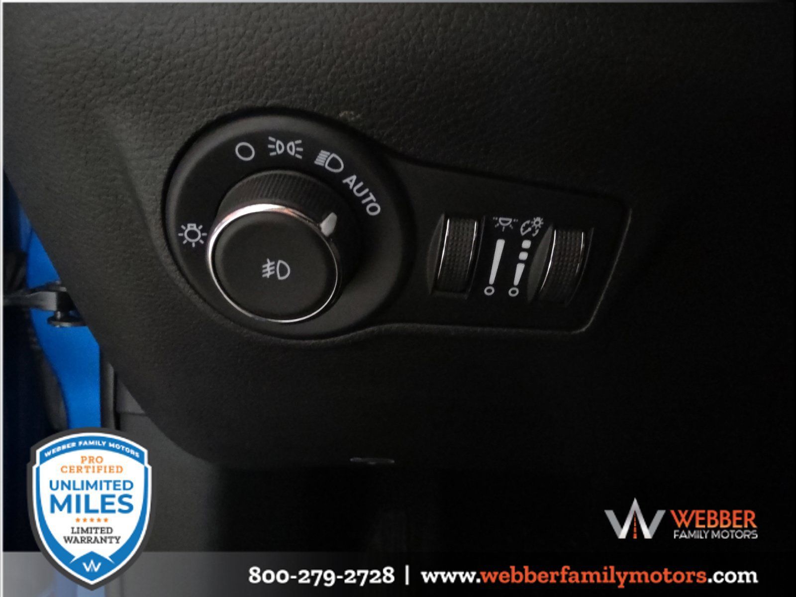 Used 2024 Jeep Compass Trailhawk AWD/4WD image 19