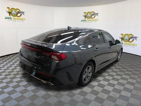 Used 2022 Kia K5 LXS image 10