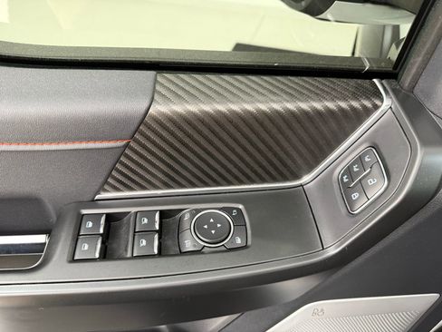 Used 2025 Ford F150 Raptor AWD/4WD image 15