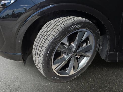 Certified 2023 Audi Q4 e-tron Premium Plus AWD/4WD image 36