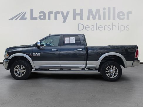 Used 2015 RAM 2500 Laramie AWD/4WD image 2