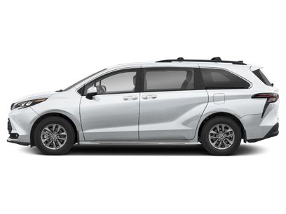 New 2026 Toyota Sienna XLE