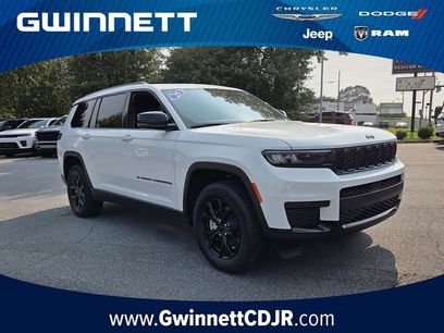 Used 2025 Jeep Grand Cherokee L Altitude