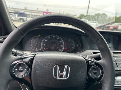 Used 2016 Honda Accord Sport image 7