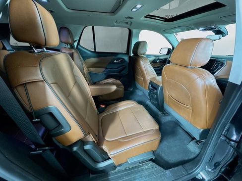 Used 2019 Chevrolet Traverse High Country AWD/4WD image 30