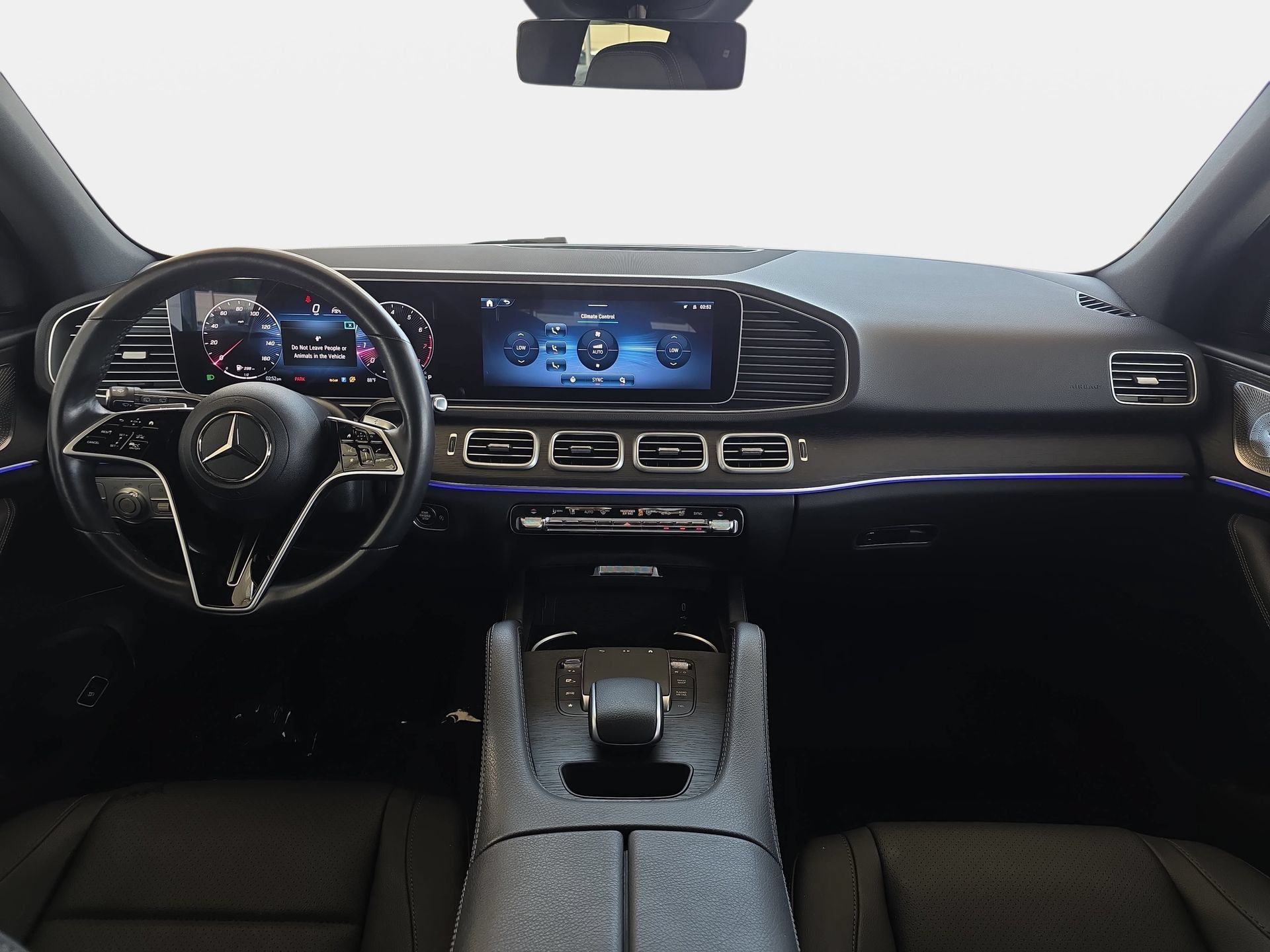 Used 2024 Mercedes-Benz GLE 350 4MATIC image 9