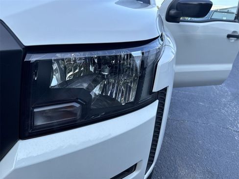 Used 2022 Nissan Frontier S w/ Technology Package image 10