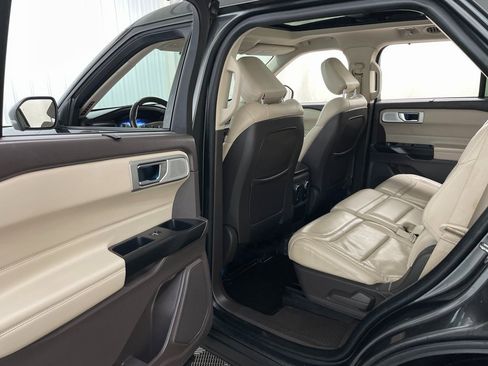 Used 2020 Ford Explorer Platinum image 49