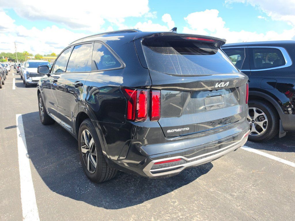 Used 2023 Kia Sorento EX FWD image 14