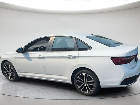 Used 2026 Volkswagen Jetta Sport FWD image 10