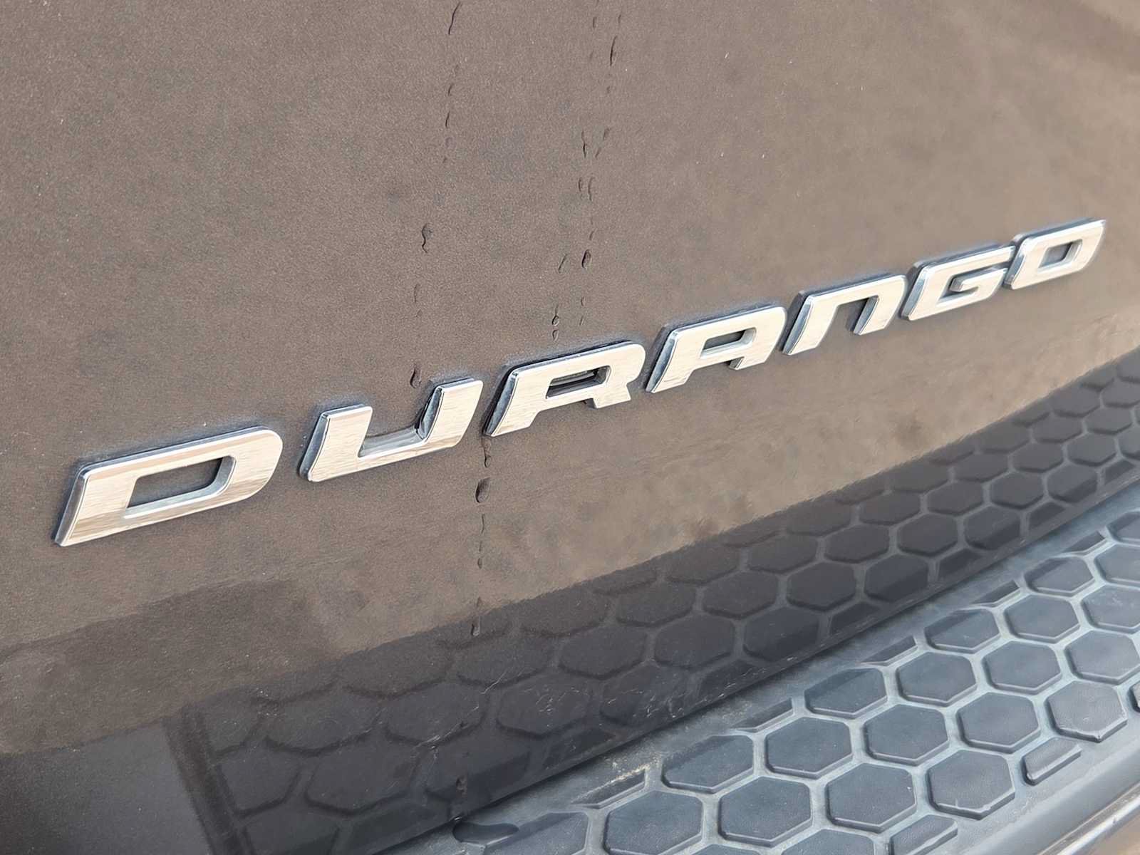 Used 2019 Dodge Durango SXT w/ 3rd Row Seating Group RWD image 11