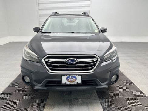 Used 2018 Subaru Outback 2.5i Limited image 6