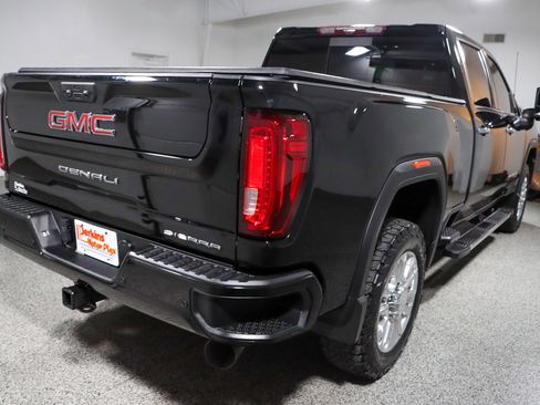 Used 2021 GMC Sierra 2500 Denali w/ Technology Package AWD/4WD image 7