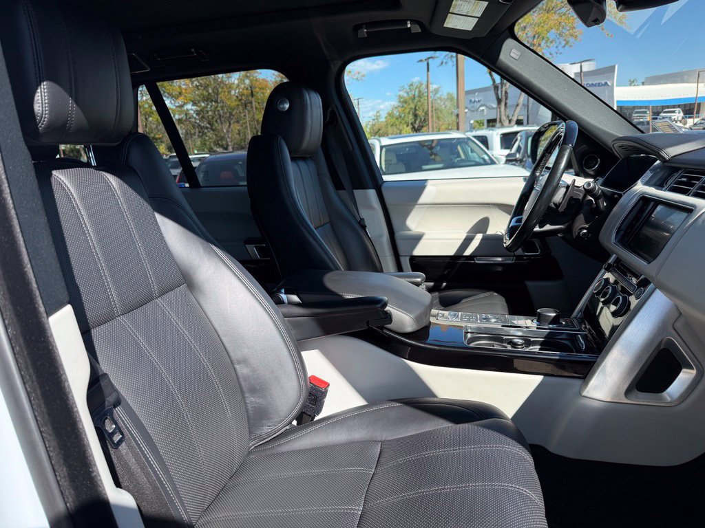 Used 2016 Land Rover Range Rover HSE AWD/4WD image 18