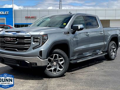 New 2025 GMC Sierra 1500 SLT w/ SLT Premium Package