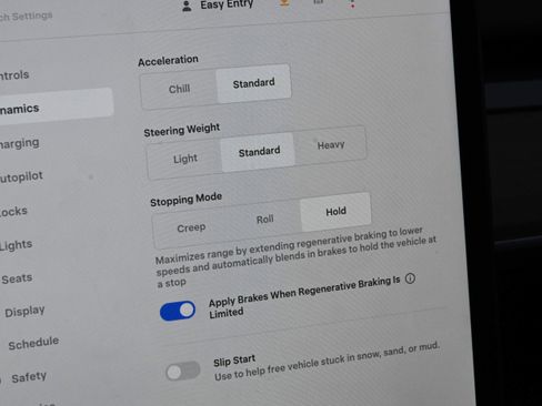 Used 2023 Tesla Model 3 Standard Range image 36