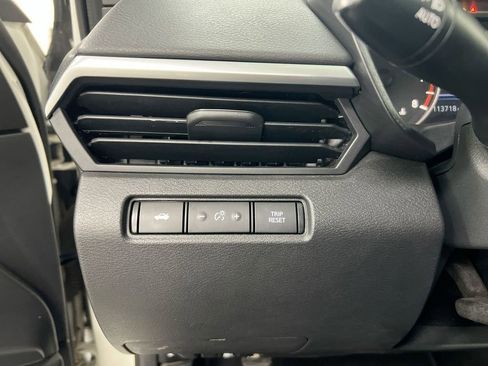Used 2019 Nissan Altima 2.5 S FWD image 18