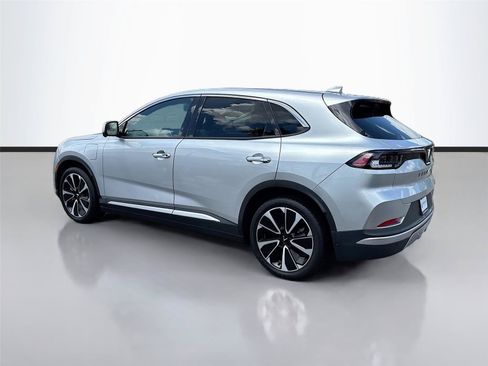 New 2025 VinFast VF 8 Plus AWD/4WD image 5
