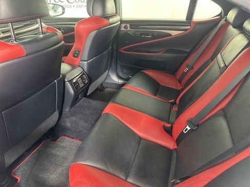 Used 2015 Lexus LS 460 image 21