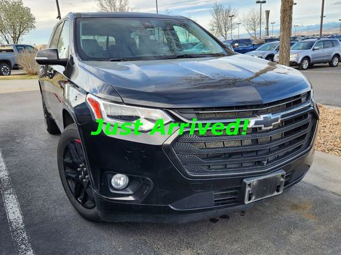 Used 2021 Chevrolet Traverse Premier w/ Redline Edition image 2