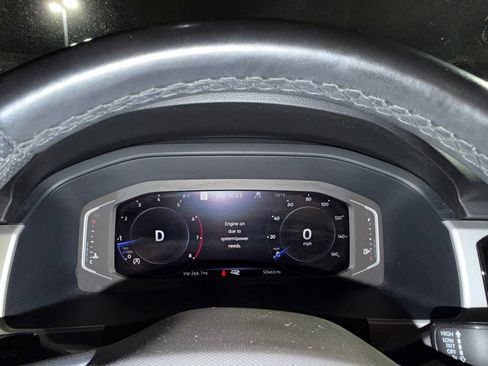 Used 2022 Volkswagen Atlas Cross Sport SEL R-Line AWD/4WD image 19