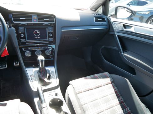 Used 2020 Volkswagen GTI S image 14