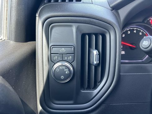 Used 2023 GMC Sierra 1500 Pro w/ Convenience Package RWD image 18