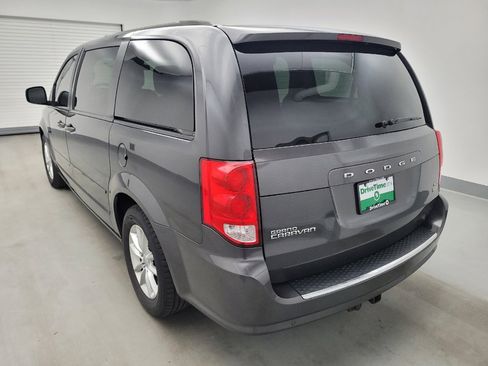 Used 2016 Dodge Grand Caravan SXT w/ Rear Park Assist Package FWD image 5