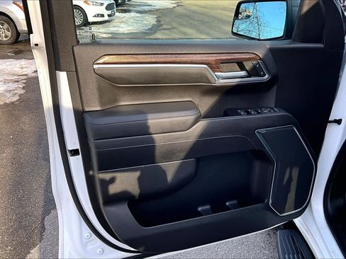 Used 2022 GMC Sierra 1500 Elevation image 20