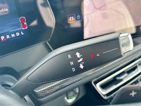 New 2026 Chevrolet Traverse High Country w/ LPO, Floor Liner Package image 17