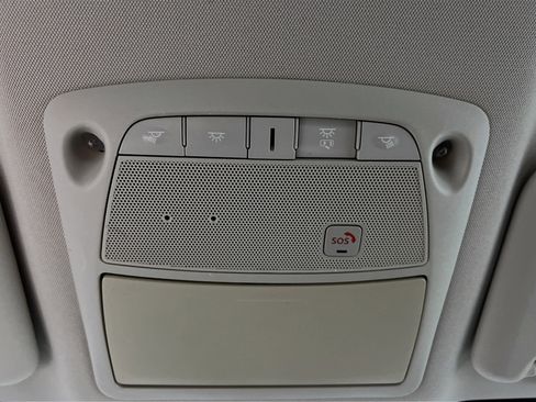 Used 2017 Nissan Rogue Sport SV w/ SV Premium Package image 21